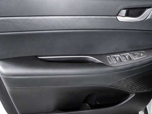 Used 2023 Hyundai Palisade Limited w/ Winter Package image 6