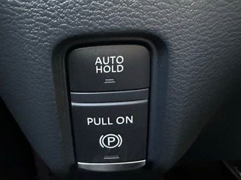 New 2026 Nissan Armada PRO-4X w/ Captain's Chari Seat Package image 38