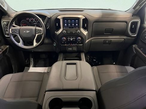 Used 2022 Chevrolet Silverado 1500 LT Trail Boss w/ Safety Package AWD/4WD image 7