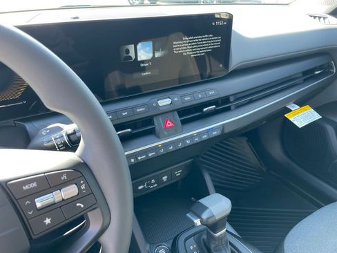 New 2026 Kia K4 FWD image 15