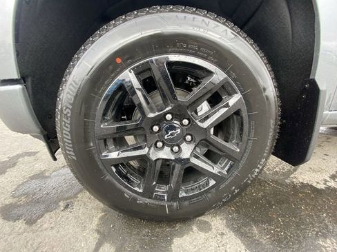 New 2026 Chevrolet Silverado 1500 Custom AWD/4WD image 10