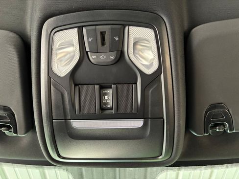 Used 2022 RAM 2500 Tradesman AWD/4WD image 10