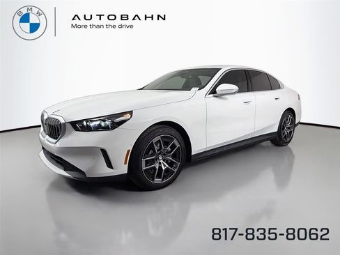 New 2026 BMW 530i w/ Premium Package RWD image 1