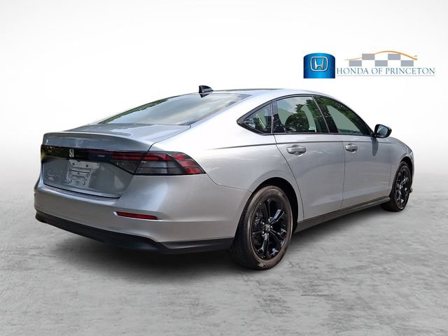 Certified 2025 Honda Accord SE image 6