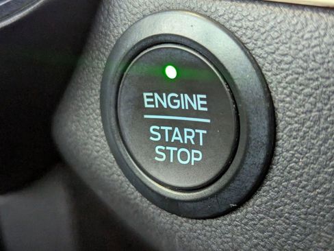 Certified 2021 Ford Escape Titanium w/ Titanium Elite Package image 31