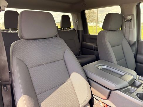 Used 2023 Chevrolet Silverado 2500 Custom w/ Custom Value Package image 28