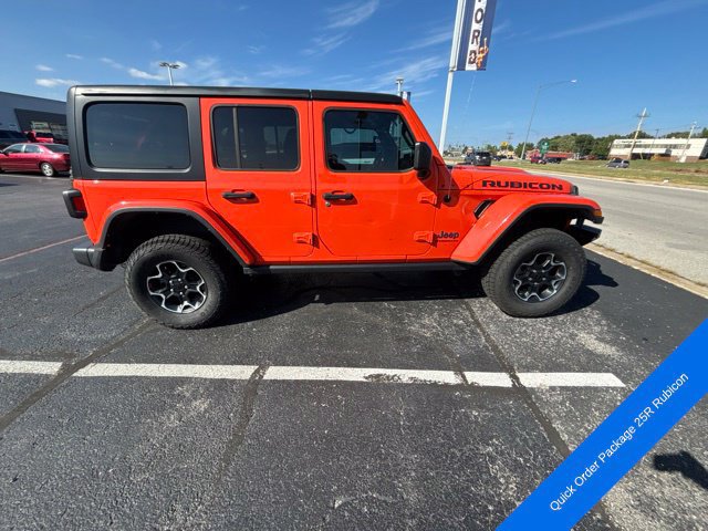 Used 2023 Jeep Wrangler Unlimited Rubicon w/ Cold Weather Group AWD/4WD image 4