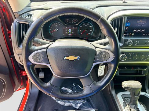 Used 2019 Chevrolet Colorado LT RWD image 11