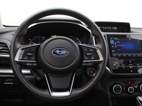 Used 2023 Subaru Crosstrek 2.5i Limited w/ Moonroof Package image 27