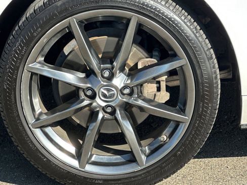 Used 2018 MAZDA MX-5 Miata Grand Touring image 25