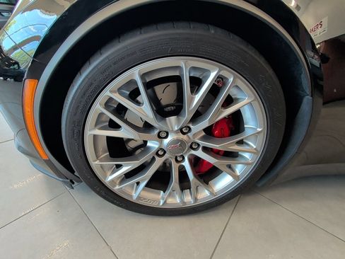 Used 2016 Chevrolet Corvette Z06 RWD image 9