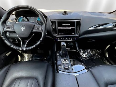 Used 2023 Maserati Levante Modena AWD/4WD image 7