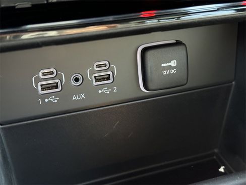 New 2024 Jeep Grand Cherokee Limited w/ Black Appearance Package image 22