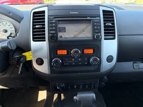 Used 2014 Nissan Frontier PRO-4X w/ Pro-4x Luxury Package AWD/4WD image 23