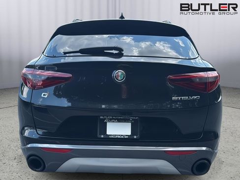 Used 2022 Alfa Romeo Stelvio Ti w/ Active Assist Plus Package AWD/4WD image 15