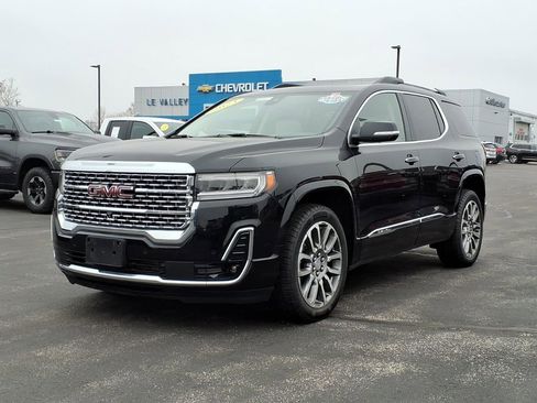 Certified 2023 GMC Acadia Denali w/ Denali Ultimate Package image 3