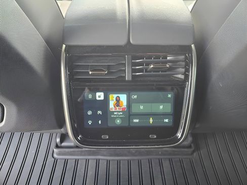 Used 2024 Rivian R1S Adventure AWD/4WD image 22