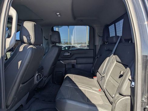 Used 2022 GMC Sierra 3500 Denali w/ Denali Ultimate Package AWD/4WD image 12