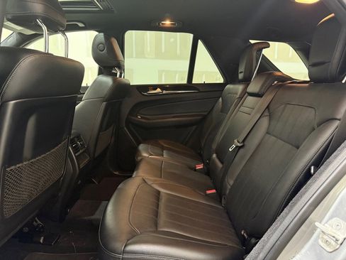 Used 2016 Mercedes-Benz GLE 350 4MATIC w/ Premium Package image 19