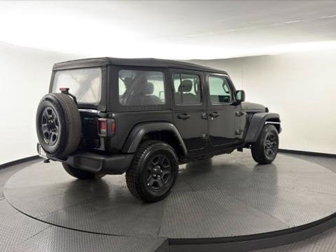 Used 2023 Jeep Wrangler Unlimited Sport AWD/4WD image 8
