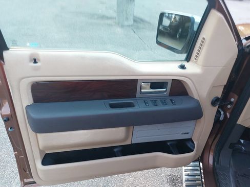 Used 2012 Ford F150 Lariat w/ Lariat Chrome Pkg AWD/4WD image 26