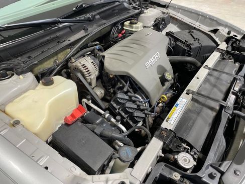 Used 2000 Buick Le Sabre Custom w/ Luxury Opt Pkg image 33