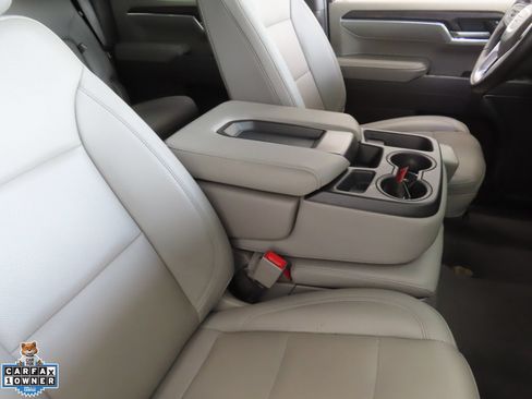 Used 2025 GMC Sierra 1500 SLT AWD/4WD image 25