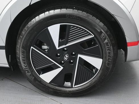 Used 2025 Hyundai Ioniq 5 Limited RWD image 39