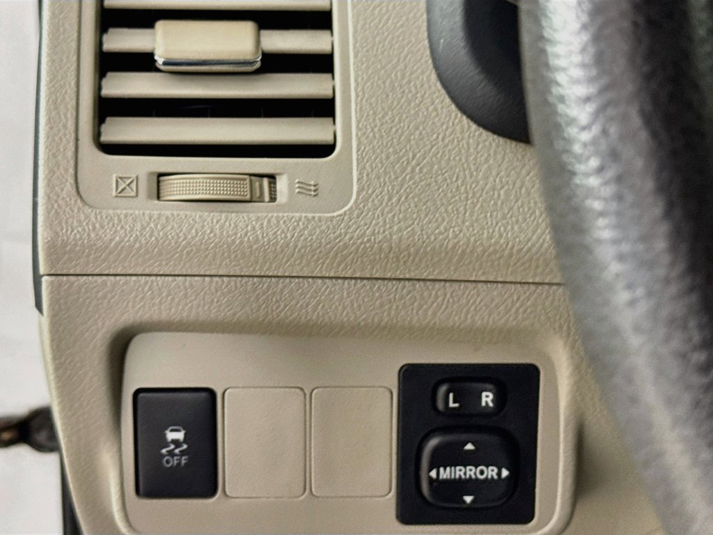 Used 2012 Toyota Corolla LE FWD image 11