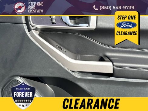 New 2024 Ford Explorer XLT w/ Equipment Group 202A image 18