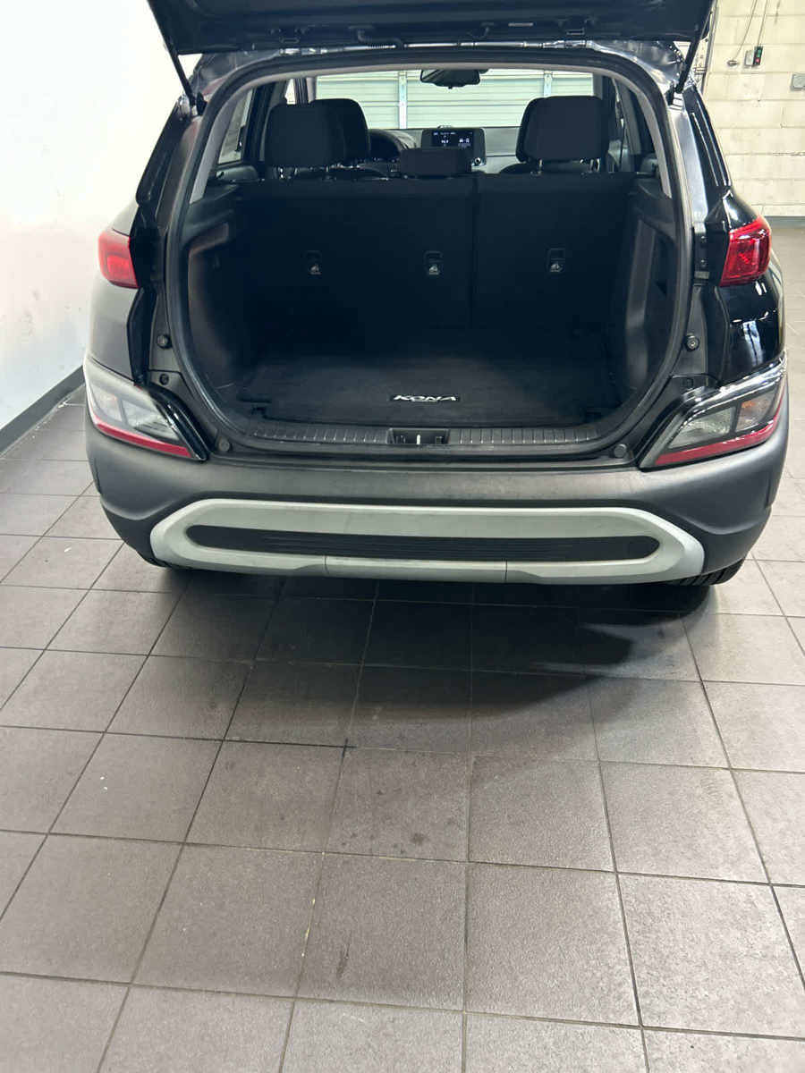 Used 2023 Hyundai Kona SEL AWD/4WD image 10