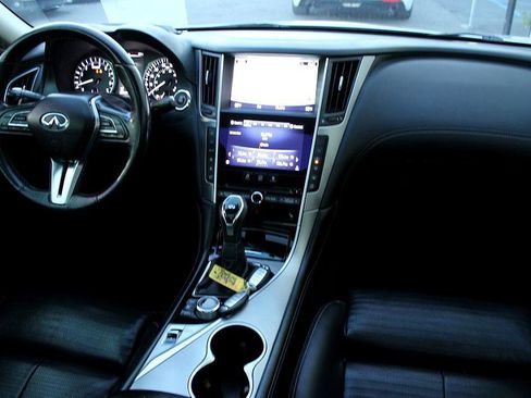 Used 2018 INFINITI Q50 Sport image 21