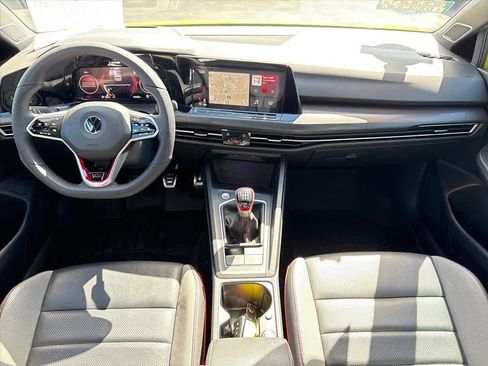 Used 2022 Volkswagen GTI Autobahn image 12