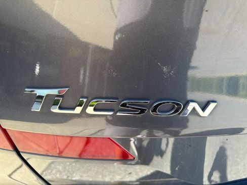 Used 2021 Hyundai Tucson Value AWD/4WD image 14