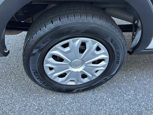 Used 2022 Ford Transit 350 XLT image 28