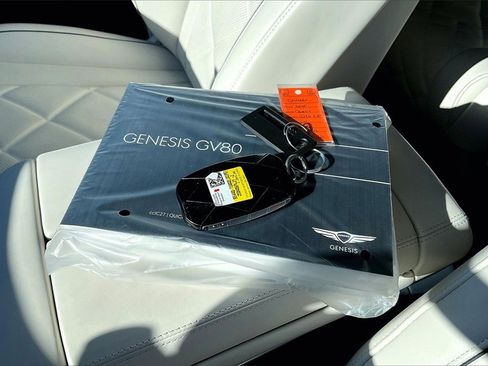 Used 2025 Genesis GV80 3.5T Prestige image 35