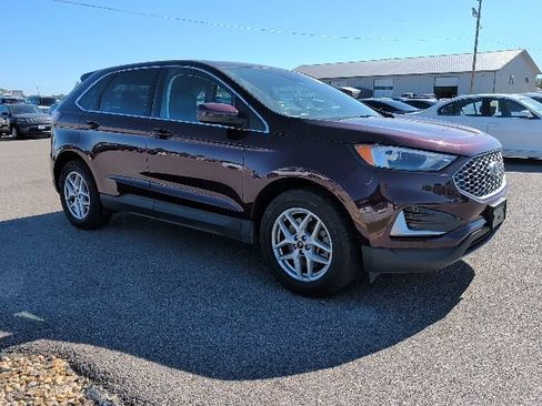 Used 2024 Ford Edge SEL AWD/4WD image 2
