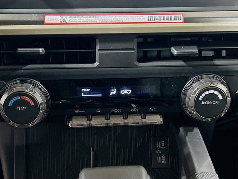 Used 2026 Toyota Tacoma TRD Sport image 16