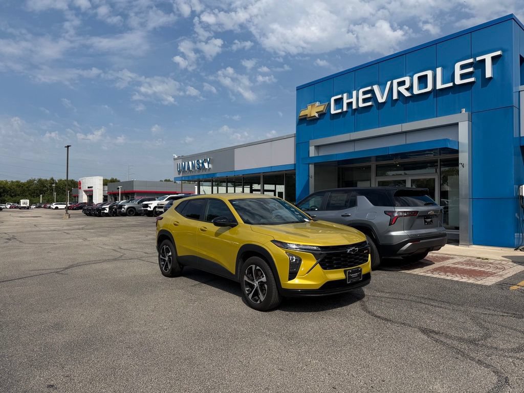 Certified 2024 Chevrolet Trax RS w/ Driver Confidence Package FWD image 1
