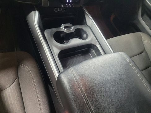 Used 2021 RAM 1500 Big Horn image 26