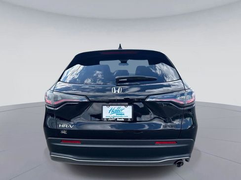 Certified 2025 Honda HR-V Sport image 5