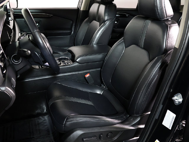 Used 2024 Honda Pilot Touring image 4