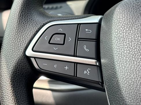 Used 2025 Toyota Grand Highlander FWD image 11