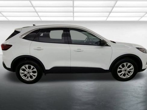 Used 2023 Ford Escape Active w/ Tech Pack #1 image 8