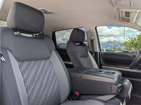 Used 2019 Toyota Tundra SR5 w/ TRD Off Road Package AWD/4WD image 28