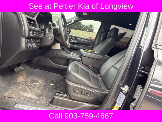 Used 2023 Chevrolet Tahoe Z71 w/ Luxury Package AWD/4WD image 17
