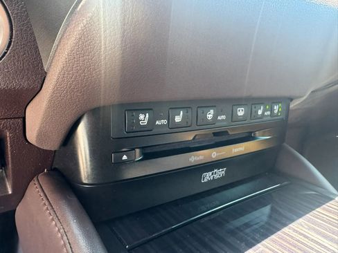 Used 2019 Lexus ES 350 w/ Accessory Package FWD image 22