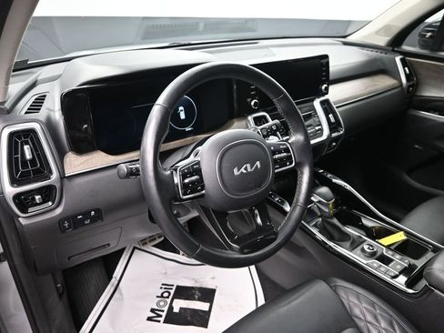 Used 2023 Kia Sorento SX Prestige AWD/4WD image 15