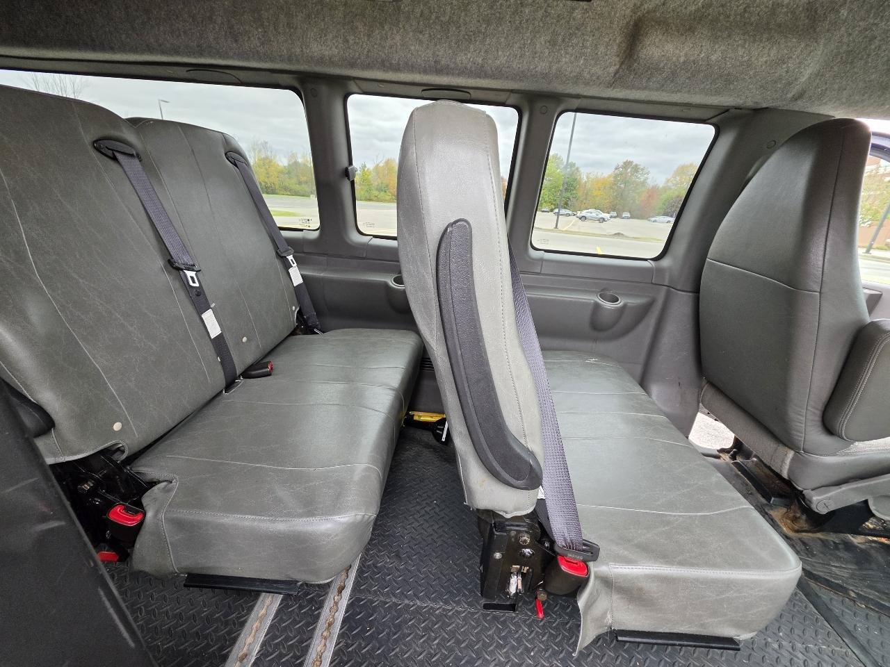 Used 2013 Chevrolet Express 3500 LT w/ LT Preferred Equipment Group RWD image 13