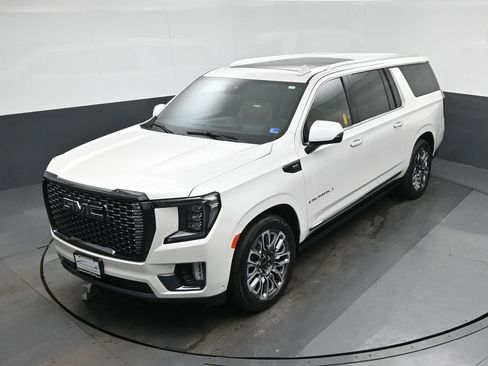 Used 2023 GMC Yukon XL Denali Ultimate image 79
